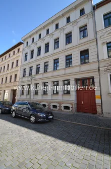 Außenansicht - Haus kaufen in Halle - Attraktives Mehrfamilienhaus mit Zufahrt,  Stellplätzen u. Ausbaureserve am halleschen Paulusviertel