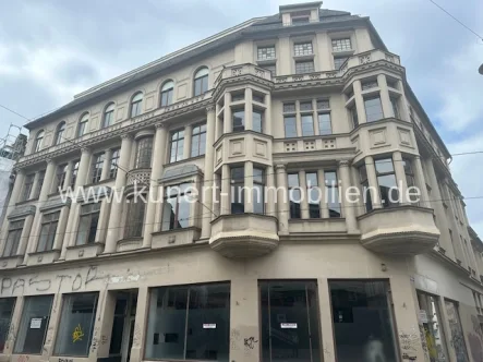 Hausansicht - Haus kaufen in Halle - Stadtzentrum von Halle: Einmaliges Denkmal (Sanierungsgebiet), ca. 3000 m² inklusive Baugenehmigung