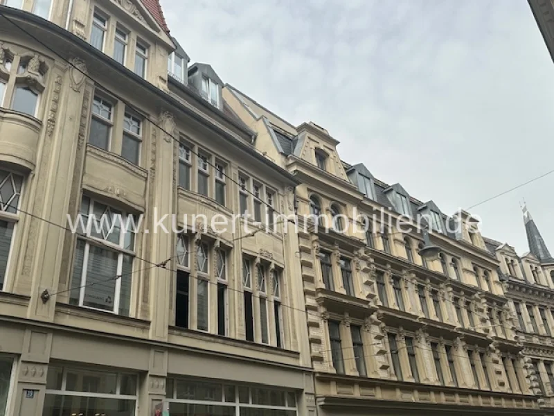 Hausansicht - Büro/Praxis mieten in Halle (Saale) / Mitte - Attraktive Büroetage im Zentrum von Halle (Saale), 1.549 m² im 1.OG, separater Zugang mit Rolltreppe