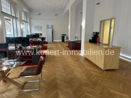 IMG_1633 - Büro/Praxis mieten in Halle (Saale) / Mitte - Attraktive Gewerbefläche (251.76 m²) in exponierter Innenstadtlage von Halle, Vermietung ab 1.1.2025