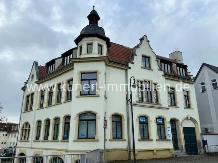 Hausansicht - Wohnung mieten in Hettstedt - Attraktive 6-Zimmer-Dachgeschoßwohnung in zentraler Lage von Hettstedt mit Blick über die Stadt