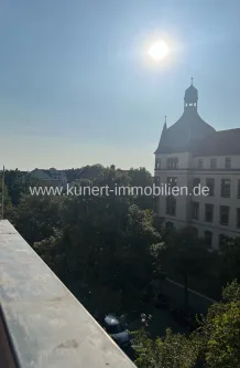 Blick vom Balkon - Wohnung kaufen in Halle - Attraktive 4 Zimmer-Wohnung mit Balkon und 135 m² Wohnläche im Paulusviertel nahe der Pauluskirche