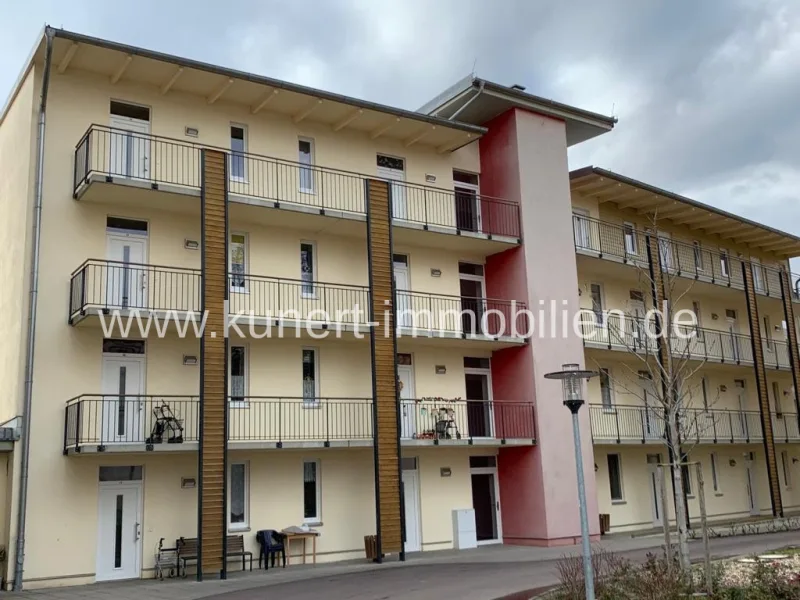 Hausansicht - Haus kaufen in Bernburg - Gepflegte, voll vermietete Wohnanlage in excellenter Lage an der Saale in Bernburg