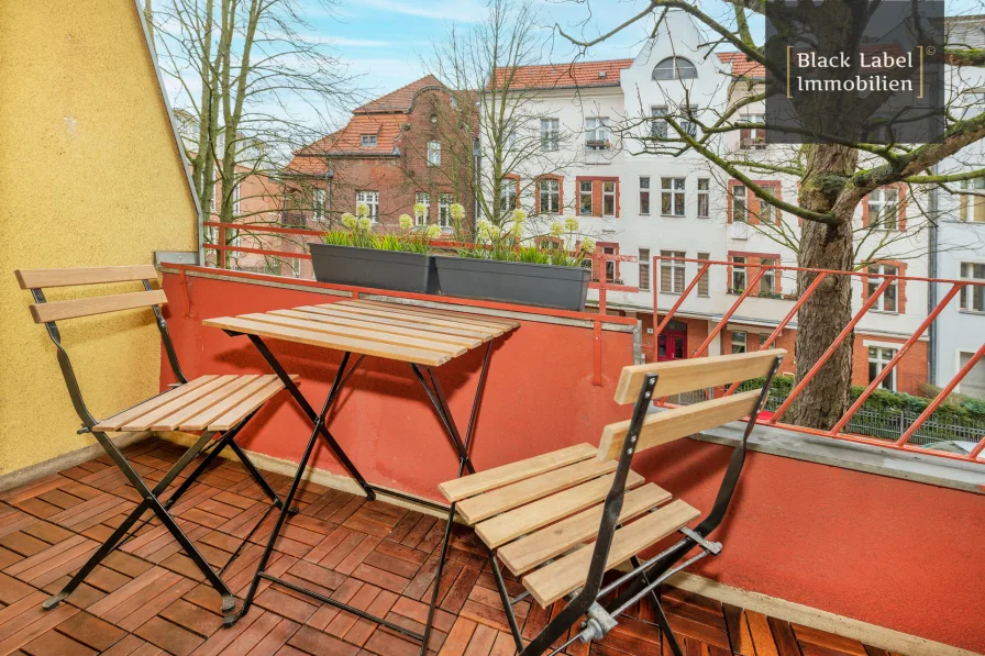 Balkon - Wohnung kaufen in Berlin - Sonnige Aussichten: Funktionale 2 Zimmer Wohnung mit Balkon in Berlin Steglitz versprüht Helligkeit