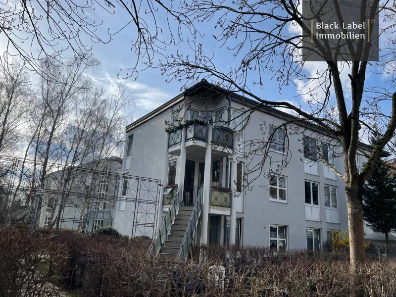 Aussenansicht - Wohnung kaufen in Berlin - Ruhe und Natur genießen: Helle 3-Zimmer-Wohnung mit sonnigem Balkon am Park der Rudower Höhe