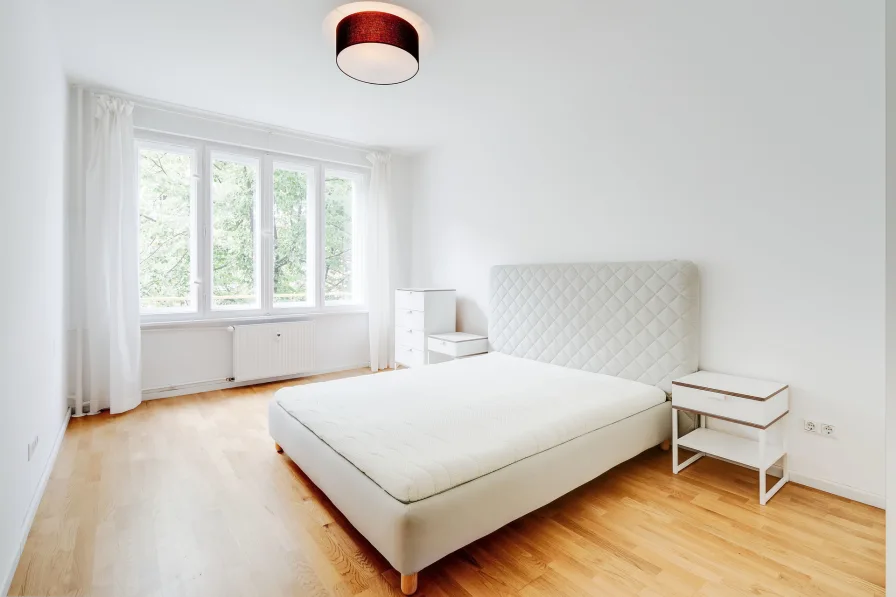 Beispiel Schlafzimmer - Wohnung kaufen in Berlin / Neukölln - Zentral und Komfortabel: Geräumige Wohnung mit Balkon im Herzen von Neukölln