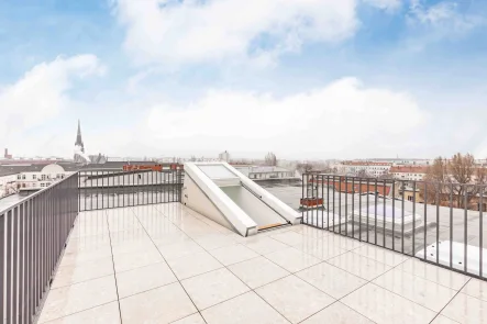 Terrasse mit Panoramablick - Wohnung kaufen in Berlin - Lichtdurchflutetes Penthouse im Herzen der Hauptstadt