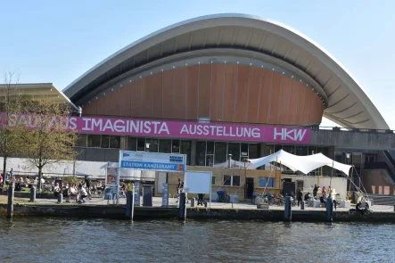 Mitte_-_Haus_der_Kulturen - Wohnung kaufen in Berlin - Vermietete Wohnung in begehrter Gegend!