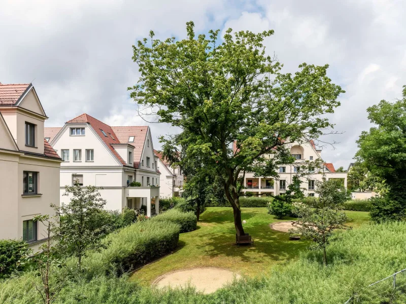 Gartenansicht  - Wohnung kaufen in Berlin - Erstbezug in Dahlem: Modernisierte Altbauwohnung mit Aufzug