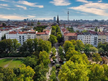 Ausblick über den Arkonaplatz - Zinshaus/Renditeobjekt kaufen in Berlin - Gründerzeit Mehrfamilienhaus in Bestlage am Arkonaplatz