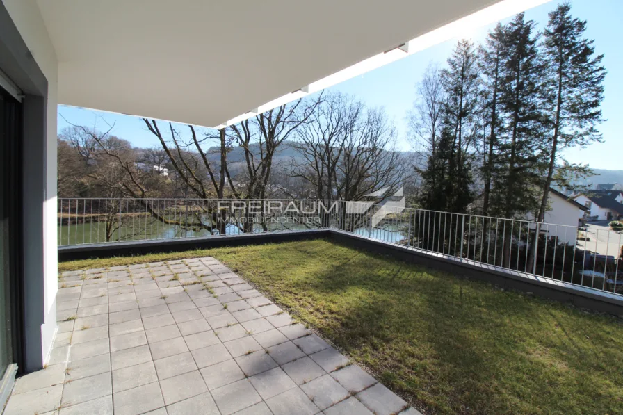 Terrasse mit Wasserblick