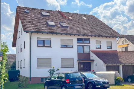 Frontansicht I - Wohnung kaufen in Sulzbach - ***4 - Zimmer - Sonnenwohnung in ruhiger Feldrandlage***