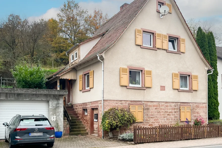 Straßenansicht - Haus kaufen in Kirchzell - Gemütliches Zuhause im idyllischen Odenwald – Perfekt zum Wohlfühlen