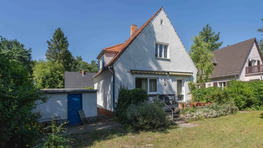 Gartenseite - Haus kaufen in Kleinmachnow - Siedlungshaus in ruhiger Wohnlage und sonnigem Südgrundstück in Kleinmachnow