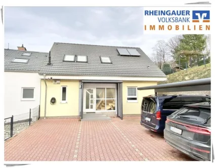 Straßenansicht - Haus kaufen in Schlangenbad - * Schlangenbad-Bärstadt: Neuwertiges Einfamilienhaus mit attraktivem Grundstück *