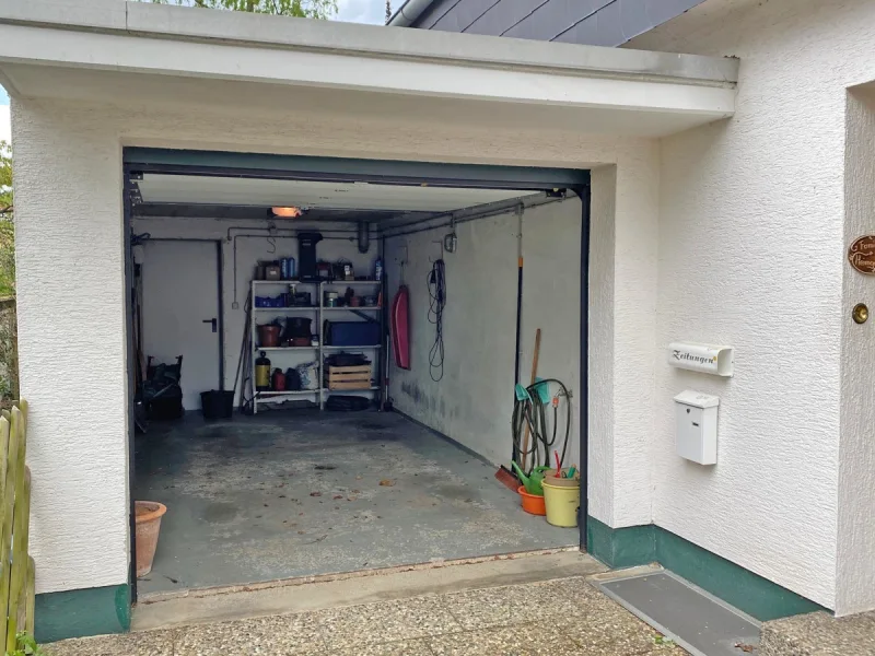 -Garage