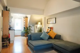 Bild der Immobilie: Helle 2-Zimmer DG-Wohnung in Augsburg-Hochfeld