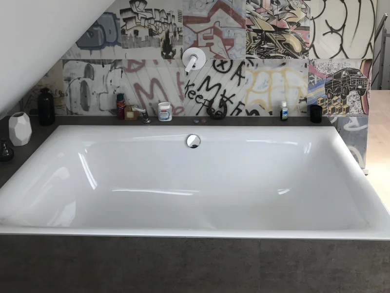 Badewanne im Schlafbereich