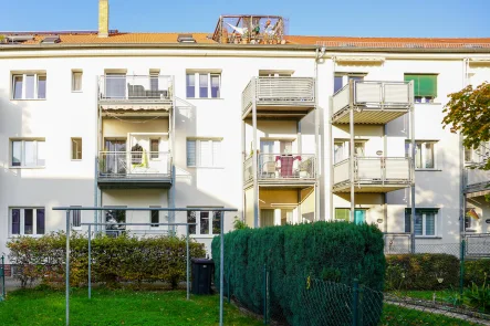 DSC00035 - Wohnung kaufen in Leipzig - ATTRAKTIVE 2-RWG MIT BALKON IN GRÜNER LAGE VON LPZ.-WAHREN