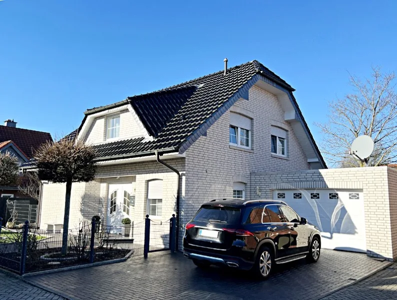  - Haus kaufen in Wallenhorst - Schönes Familiendomizil in Wallenhorst-Lechtingen - einziehen  und  wohlfühlen!