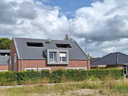  - Wohnung mieten in Schortens - Tolle Loggia mit chicer Wohnung