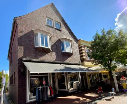 Titel - Haus kaufen in Jever - Charmantes Objekt mitten in Jever