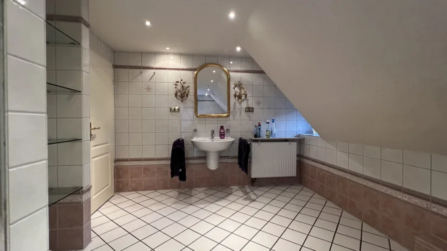 Badezimmer DG