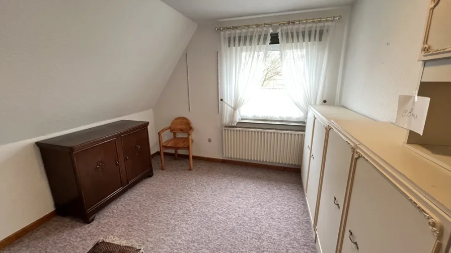 Schlafzimmer 1 DG