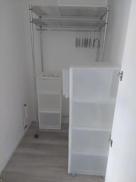 Garderobe / Kleiderschrank