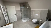 Badezimmer DG