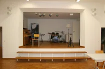 Bühne im Saal