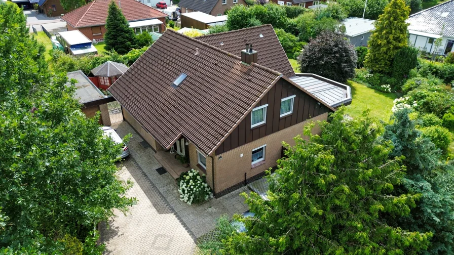 Herzlich wilkommen! - Haus kaufen in Süderbrarup - Ihr großzügiges Zuhause mit luxuriösem Flair