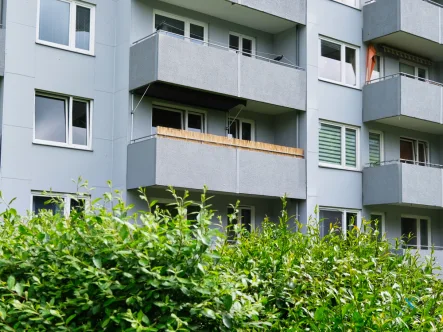 Balkon - Wohnung kaufen in Flensburg - Sonnige 2 Zimmer Wohnung mit Balkon und Stellplatz in Engelsby