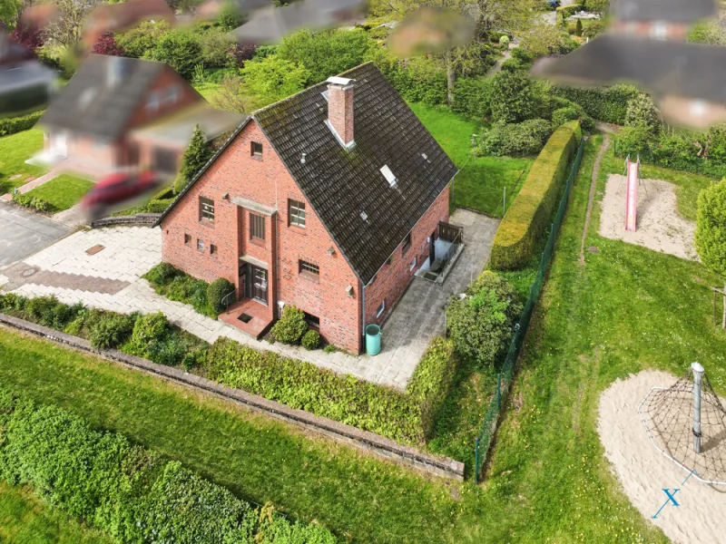 Außenansicht - Haus kaufen in Kappeln - Jung kauft Alt - Einfamilienhaus sucht neue Eigentümer mit Visionen in Kappeln-Mehlby