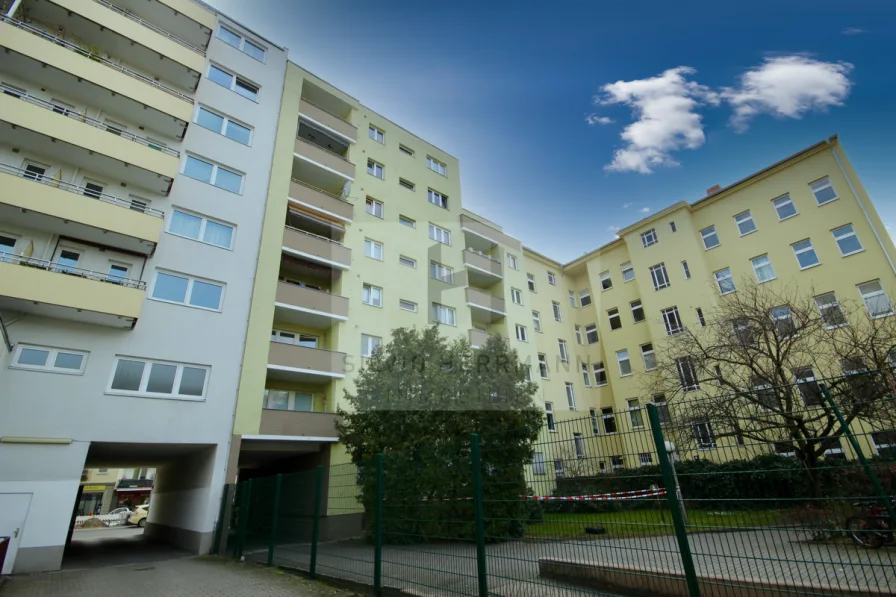  - Wohnung kaufen in Berlin / Tiergarten - 1-Zimmer mit Balkon