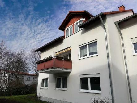Hausansicht - Wohnung kaufen in Weinheim - "Platz, wohin das Auge blickt" – Großzügige 3 bis 4-Zimmer-Wohnung in Weinheim