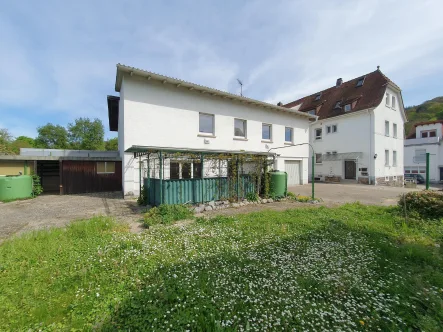  - Haus kaufen in Weinheim - Kombination aus Wohnen, kreativer Werkstatt, Lager & Büro mit viel Grundstück 