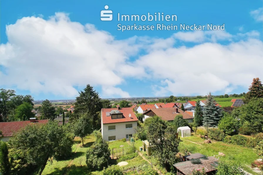 Gigantischer Fernblick! - Haus kaufen in Hirschberg - AUSBLICK! WEITBLICK! FERNBLICK!Hierfür wird man Sie garantiert beneiden!