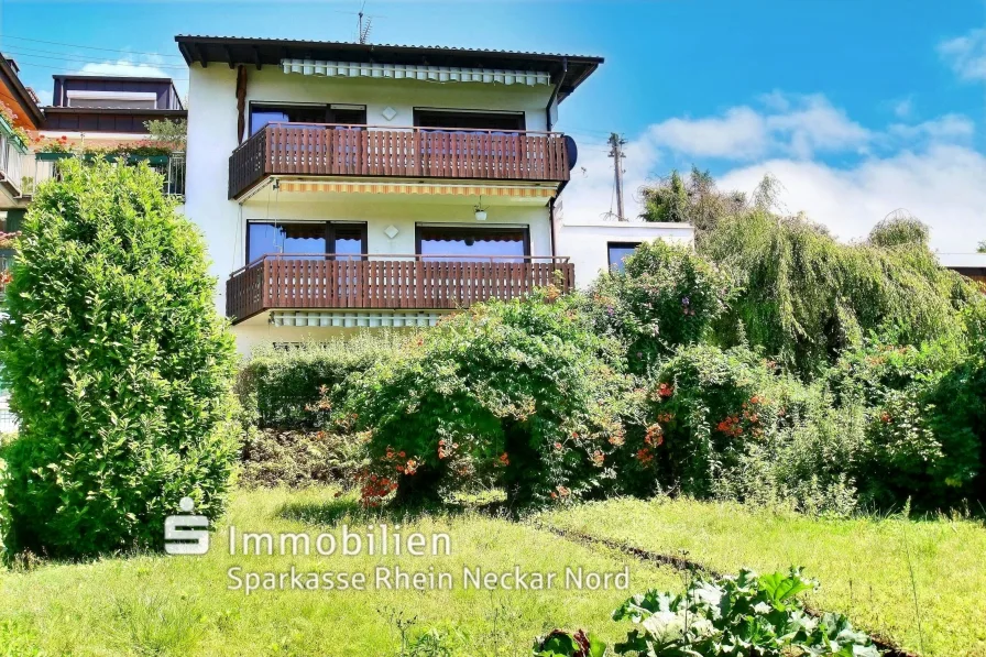 ... DAS könnte bald Ihnen gehören! - Haus kaufen in Hirschberg - SIE suchen ein Platzwunder in exponierter Hanglage?Dann aber nichts wie los!