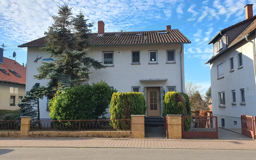  - Haus kaufen in Schriesheim - Anlageobjekt  mit Entwicklungspotentialauf tollem Grundstück