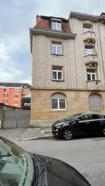 Haus - Wohnung kaufen in Mannheim - Denkmalgeschützte Kapitalanlage  - vermietete 3-Zimmer-WG-Wohnung zentral gelegen 