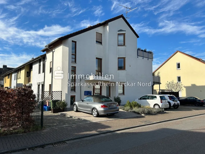 Außenansicht - Wohnung kaufen in Ladenburg - Exklusives Dachgeschoss-Refugium mit Dachterrasse