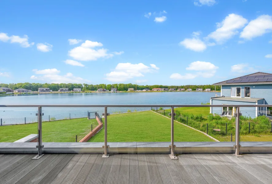 Balkon / Dachterrasse