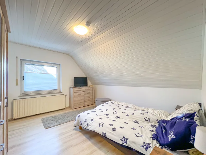 (Eltern-) Schlafzimmer