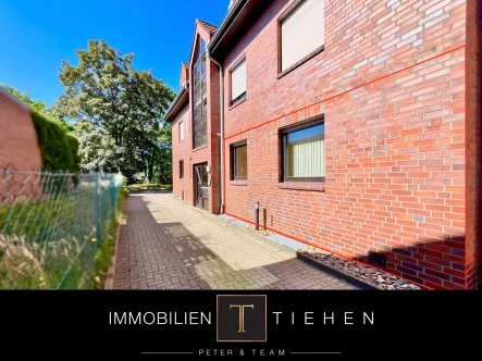  - Wohnung mieten in Meppen - 3-Zimmer-Erdgeschosswohnung mit Loggia, Einbauküche und PKW-Stellplatz in Meppen-Neustadt zu mieten!