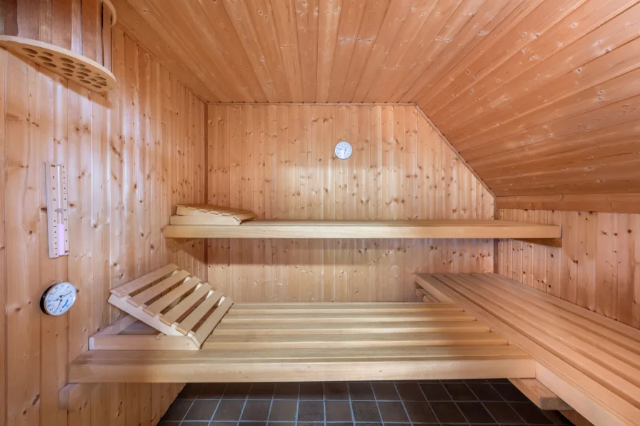 Tageslichtbad mit Sauna