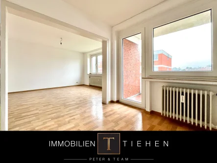  - Wohnung mieten in Meppen-Esterfeld - Frisch gestrichen, top gelegen: 3-Zimmer-Wohnung mit Loggia & Stellplatz zur Miete!