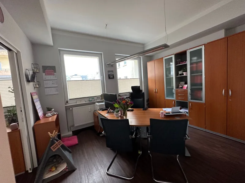 1. Büro EG 