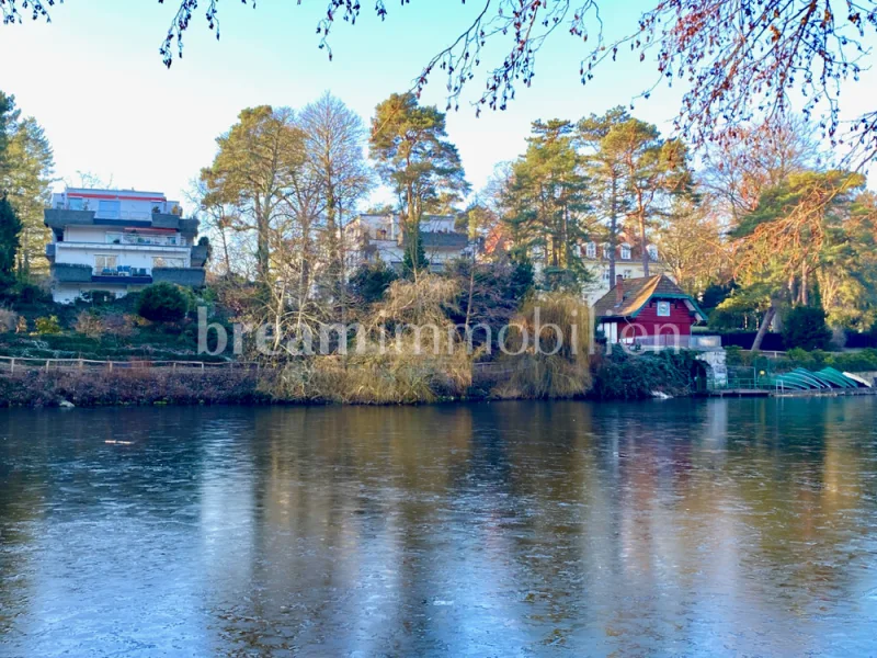 Blick über den Hubertussee