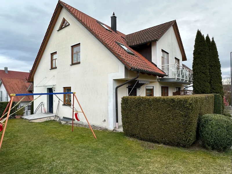 Haus Außenansicht  - Haus kaufen in Welden - Katip | Moderne, top ausgestatte Doppelhaushälfte im schönen Welden *mit vielen Extras